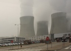 Před elektrárnou
